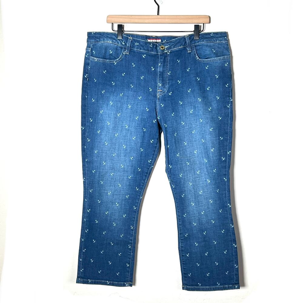 Tommy Hilfiger medium wash straight leg jeans with an anchor print size 16 B170